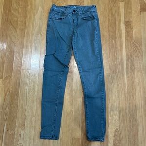 So Women’s Size 3 Low Rise Jegging